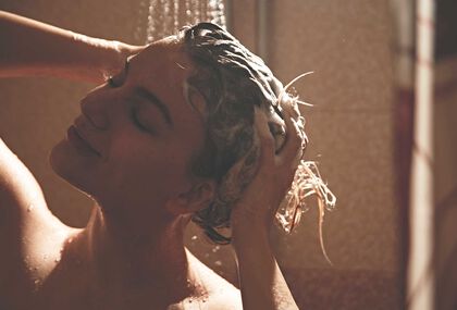 Feuchtigkeit, N&auml;hrstoffe oder Reparatur: Was braucht mein Haar?