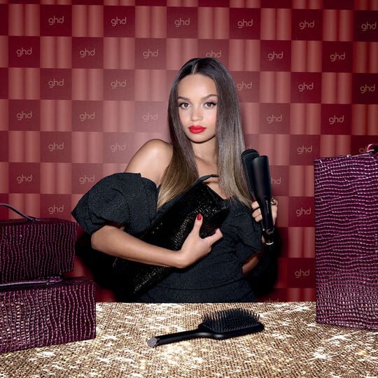 Exklusives Set mit dem Gl&auml;tteisen Chronos Max