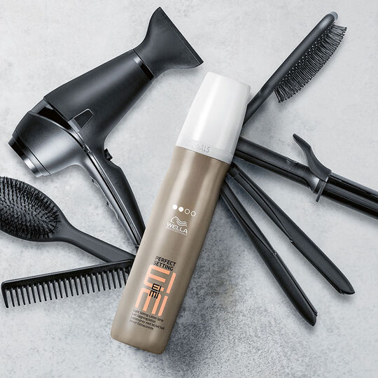 Eimi Perfect Setting Brushing Spray