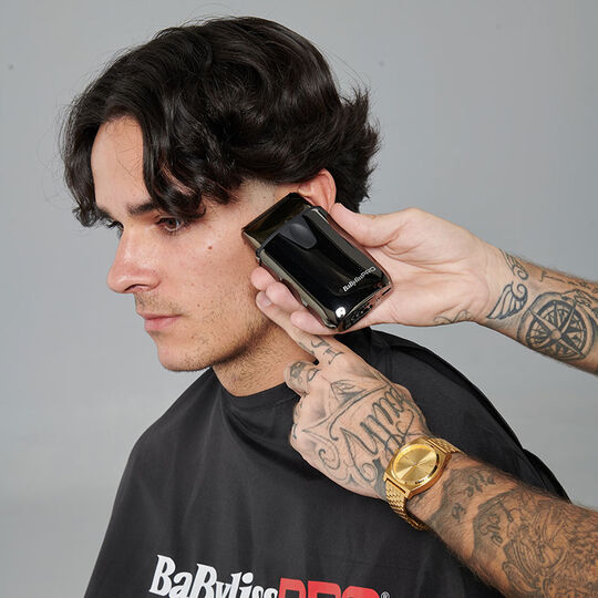 Doppelklingenrasierer mit UV-Desinfektionslicht FOIL02